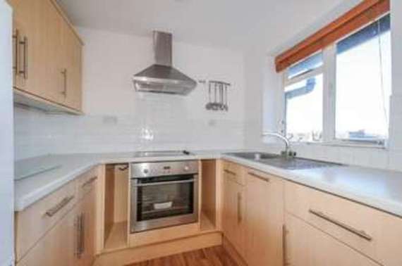 1 bedroom Flat to re...